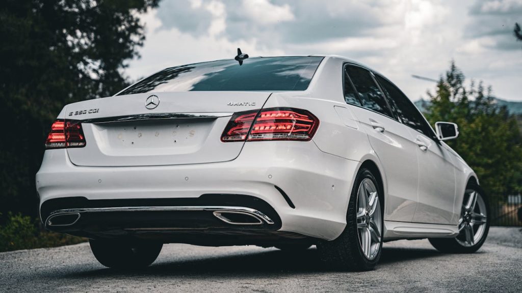 Auto leasen als eenmanszaak: praktische tips voor minimalistische ondernemingen